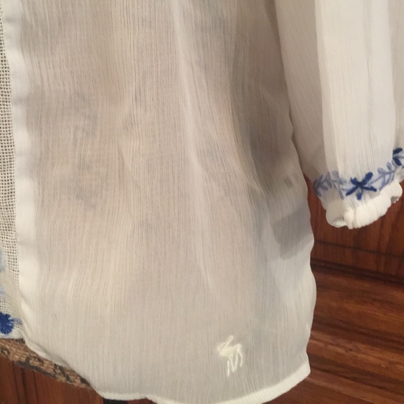 Abercrombie & Fitch Semi Sheer Peasant Blouse - Picture 2 of 6